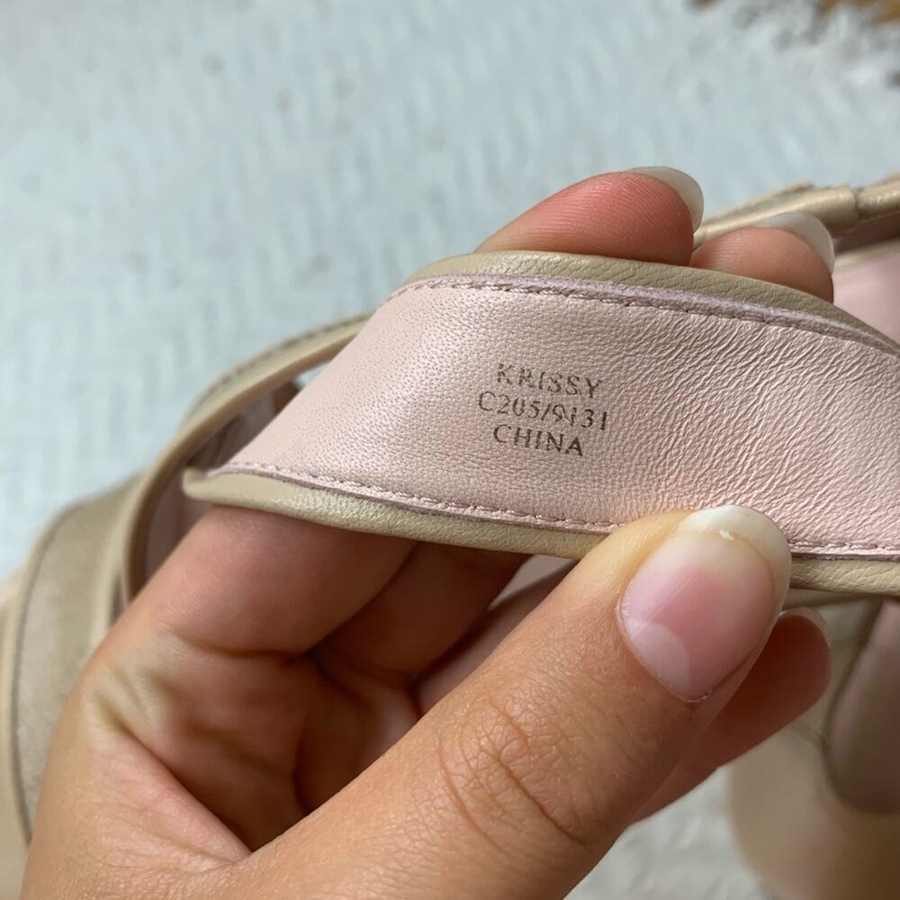 Taryn Rose Krissy Wedges Size 11 - Picture 5 of 6
